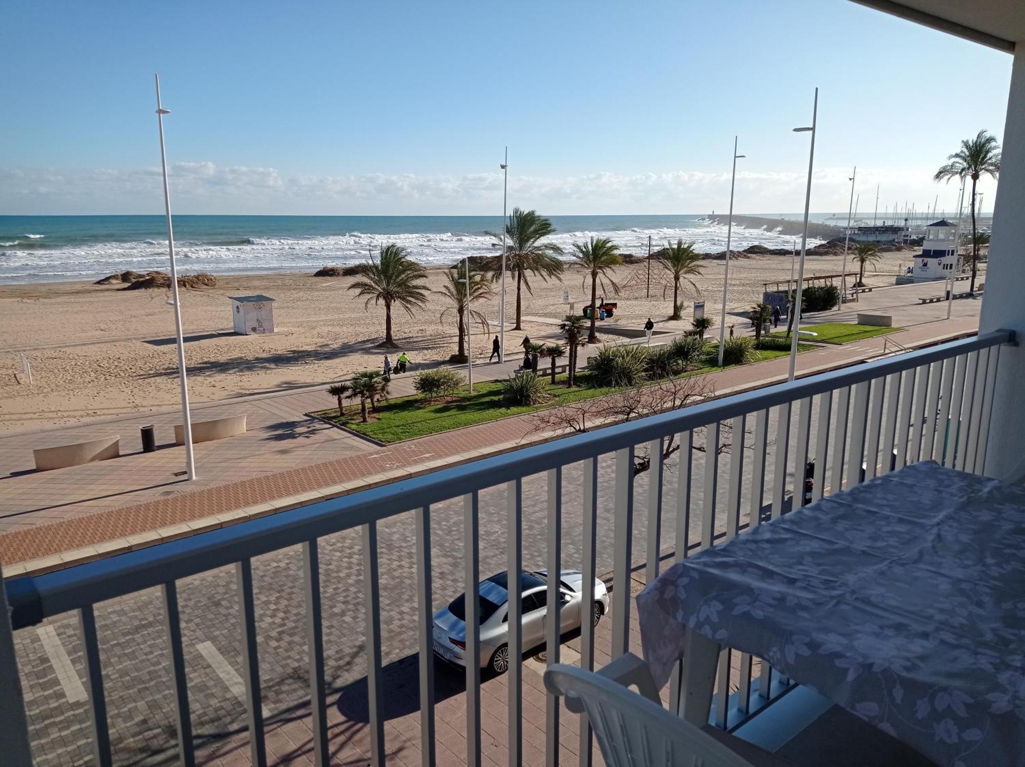 Apartamentos Bonaire 1ª Linea Wifi Solo Familias Serviplaya Gandia Ruang foto